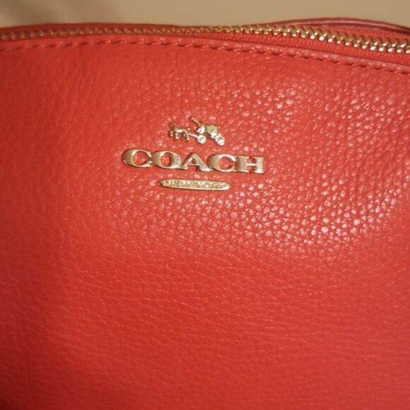 Coach Pebbled Cardinal Leather Kelsey Handbag - Picture 4 of 15